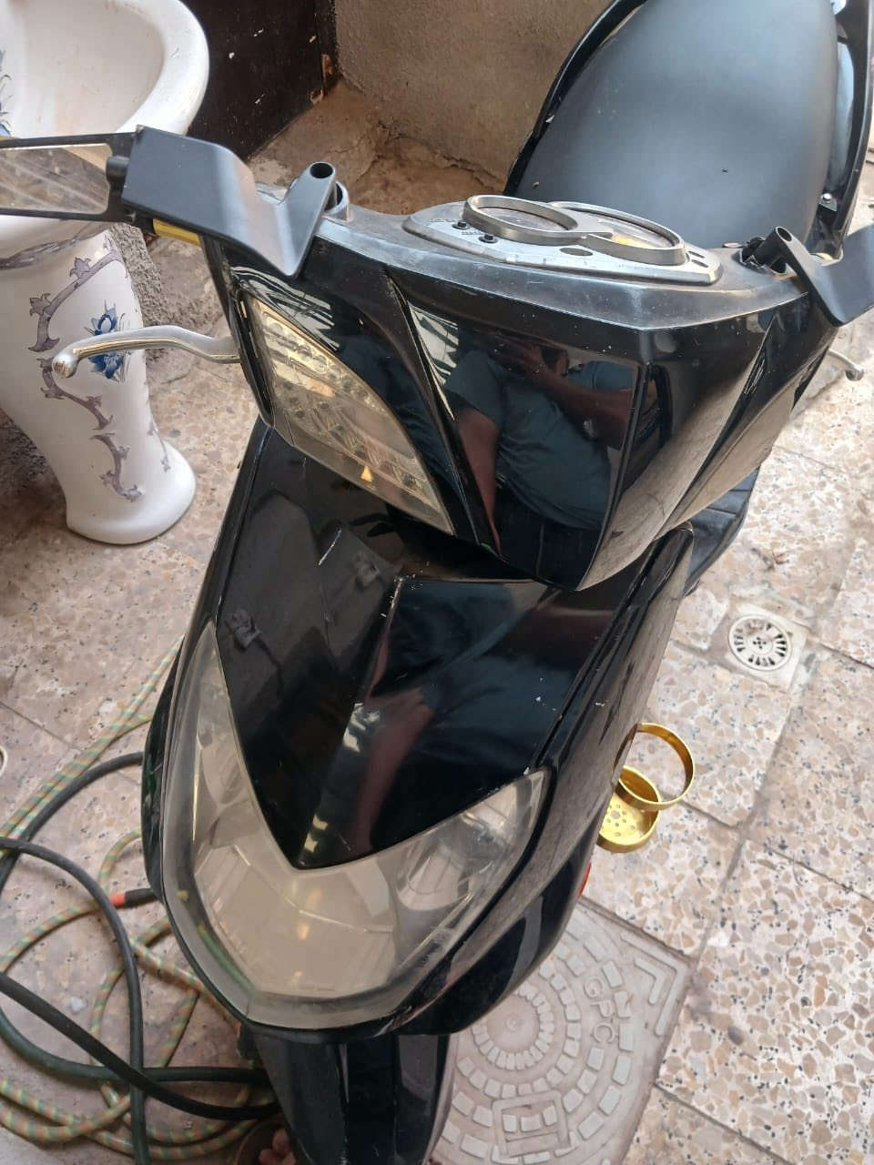 السلام عليكم سكنس فحل كوري كابريتر  الدراجة نظيفة وشغاله سلف هندر   ‭0770 322 9461‬ مكاني البلديات
