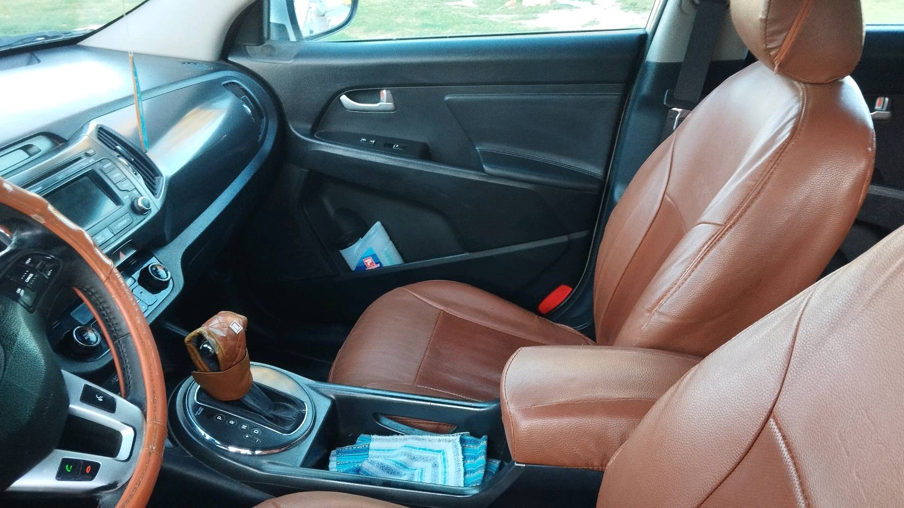 كيا سبورتاج 2013 وارد أمريكي  واحد على واحد 

✔️ محرك 2400

✔️ فتحة سقف بانوراما

✔️ جلد + شاشة لمس + كاميرا خلفية

✔️ حساسات + بصمة + مثبت سرعة

✔️ مري شفط +كشن كهربائي تبريد تدفئة بالكشنات 

🔧 الحالة:

•ماشية 133ألف وارد كلين

•صبغ فقط الجزء الأسفل من باب الصدر بسبب دحجة بسيطة
•الچاملغات الأمامية بيهم بارد مقدار شبر (سمكرية 100%)

باقي الجسم نظيف

📄 رقم ألماني – بغداد

📍 الموقع: النجف