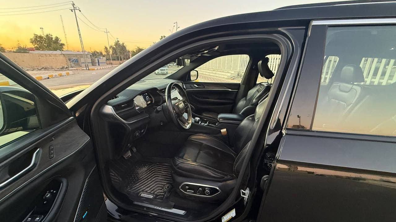 جيب أوفر لاند 2021 بغداد
فول فول مواصفات  V6 3.6L
حادثها  كما موضح بالصور بارد فقط

 ماشية     Mi 83 

المواصفات : 

مفتاح التشغيل بصمة 

تشغيل عن بعد 

بانوراما

فتح الصندوق كهرباء 

رادار 

مانع تصادم

 تحديد المسار

نظام الرؤية الليلية

مستشعر نوم السائق مع نظام توقف آلي

أوتو بريك

حساسات أمامية

حساسات خلفية 

لايت زينون + LED 

كشافات 

بك لايت LED 

ويل كب 20

4 دسك

حساسات ضغط الاطارات 

اشارة في المرايا الجانبية 

المرايا قابلة للطي كهرباء 

النقطة العمياء

كير ماوس 

هاند بريك كهرباء 

دشبول شاشة ديجيتال 

شاشة Apple Car play 

كاميرا دوارة 

اناره الداخلية LED 

مقود جلد حياكة  

شفتات مقود 

مثبت السرعة Cruise 

المودات والاوامر الصوتية 

شاحن هاتف Wireless 

مخرج منفذ الطاقة 

فحص نظام السيارة 

تتسع المقصورة ل 7 ركاب

المقاعد جلد 

المقاعد الامامية كهرباء 

تدفئة وتبريد المقاعد الأمامية  

ذاكرة وضعيات الجلوس للمقاعد الأمامية

مساج الكراسي الامامية

تبريد شاشة مناخين منفصلين 

قطعتين تبريد 

نظام مانع الانزلاق  

حاملات الأكواب 

تطعيم الدواخل ألمنيوم 

وبعد بيها مواصفات 

العنوان/  ذي قار مركز

السعر ٢٨٥$

للاستفسار ***********
