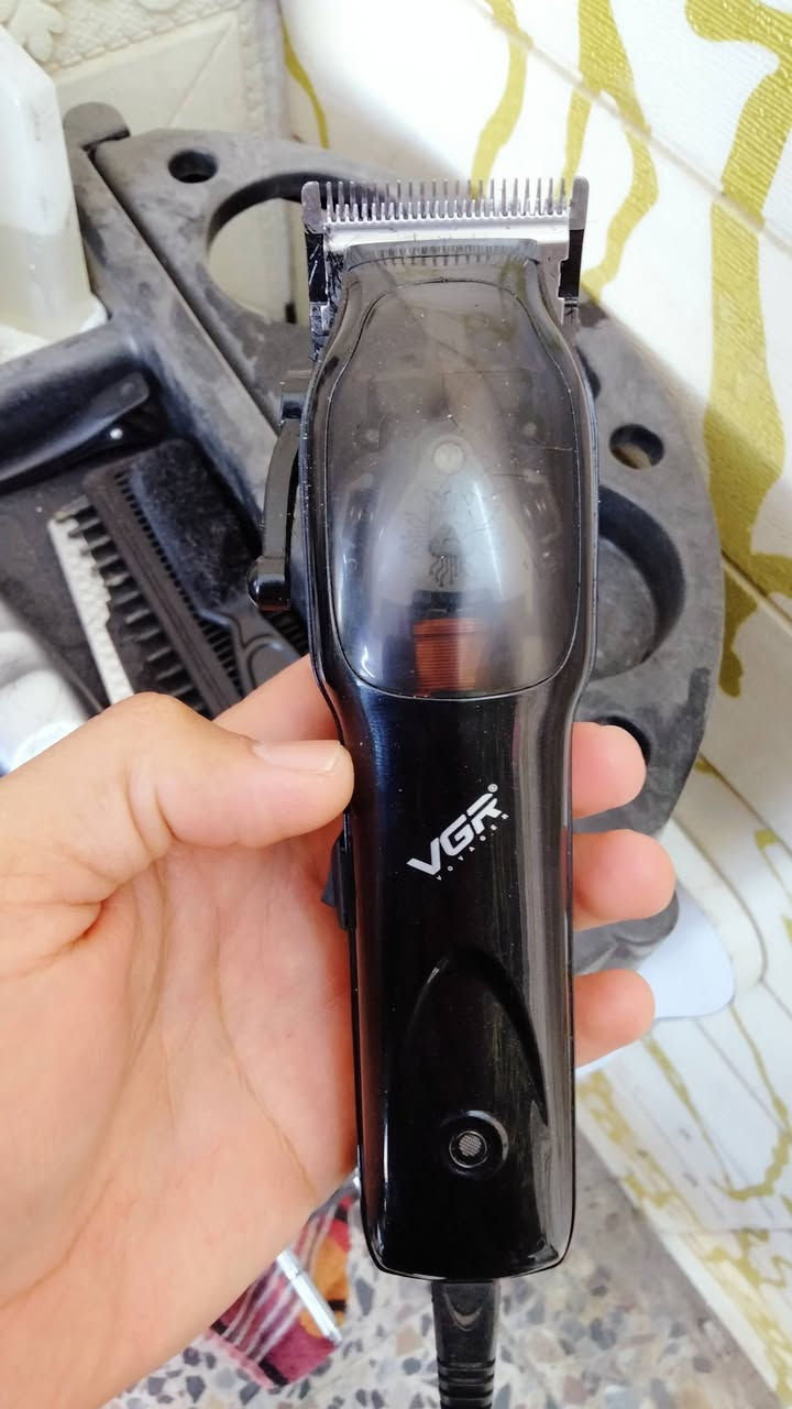 مكينه حلاقة مراوس او بيع مستعماله  4 ايام فقط سعرها 40 الف 
*********** واتساب
