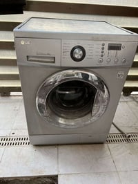 غساله يلجي للبيع سعر ((130)) بيه مجال تواصل واتساب ((07781114310))