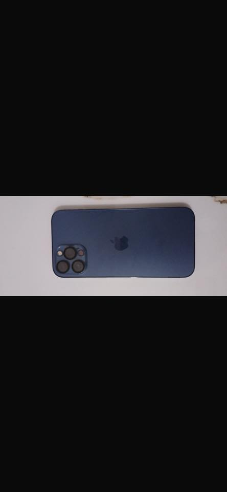 ايفون ١٢برو ماكس
كفاله 
بطاريه ٨٥ 
امريكي 
مراوس ويه ١٤بلاص 
مكاني حله 
واتساب ***********
