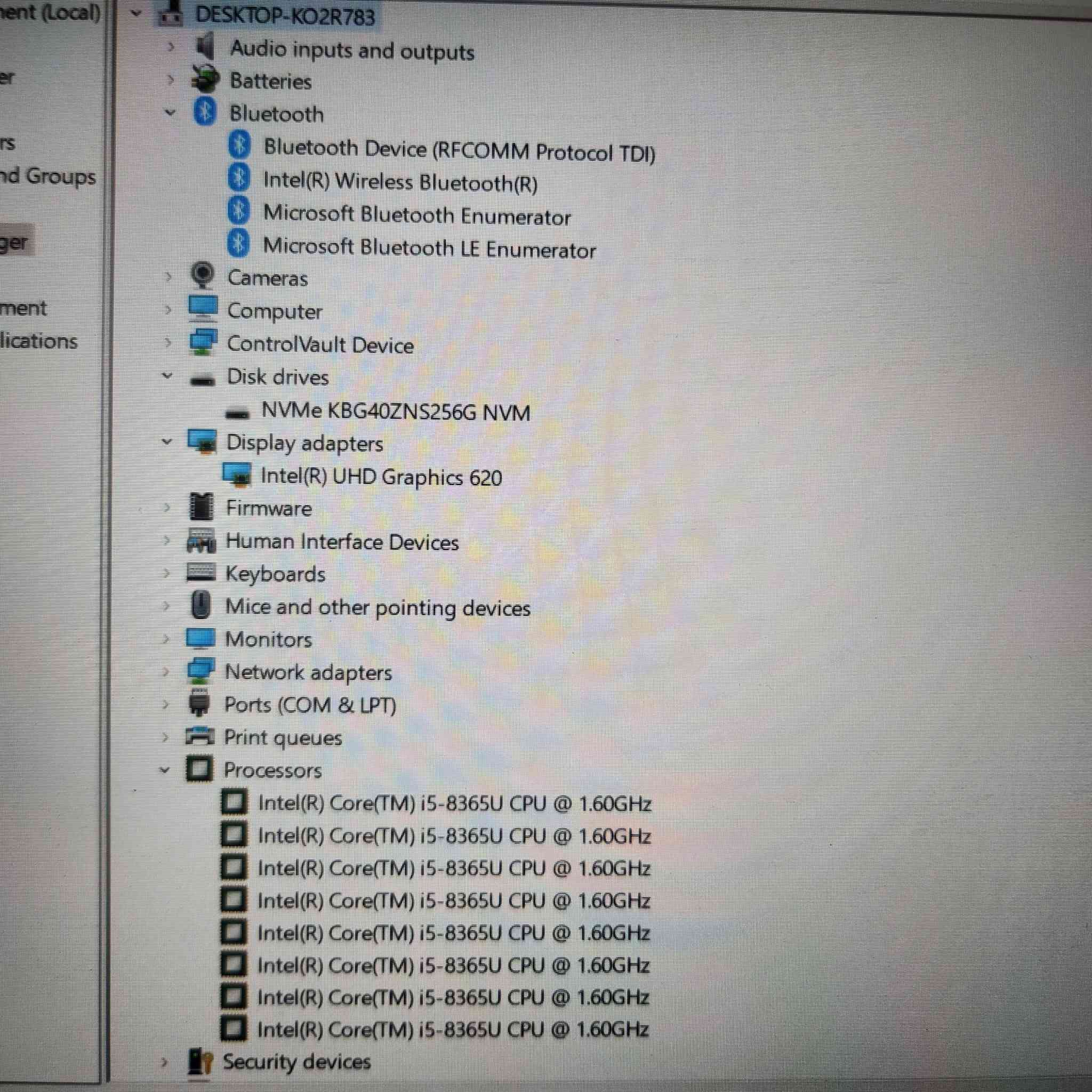 Laptop for sale 300k
Dell latitude 5500 256 ssd win 10 15.6in screen 8gb memory 8th gen


**إذا كنت صاحب هذا الإعلان وتريد حذفه لأي سبب، رجاءا أرسل رسالة إلى الدعم الفني**