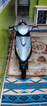 ماكس  عدله   ياباني لؤن  معرؤضه 550 ، دراجه  مكفؤله كفاله كفاله  ختم ؤ...