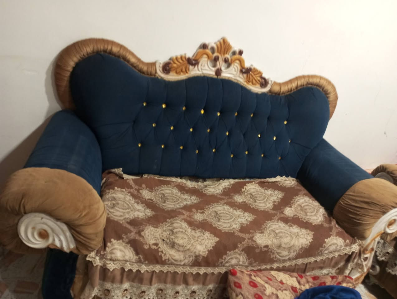 تخم عشرمقاعد بيع سعر125 كاونتر المنيوم مرمرسعر250 تصال ***********
