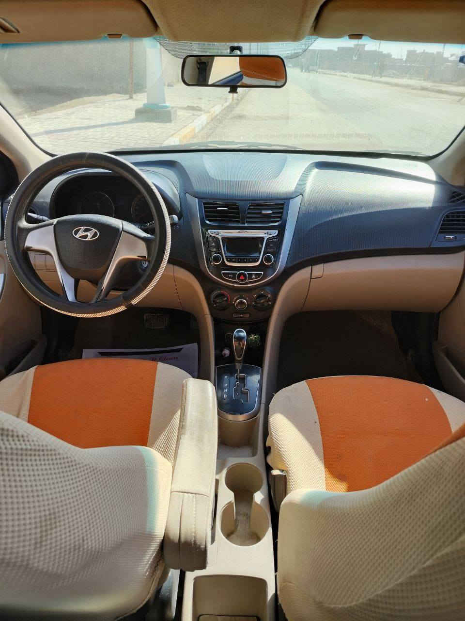 سلام عليكم للبيع اكسنت 2016 خليجي
مكينه 1400  السياره خير من الله رقمها مثنى ضربتها جاملغ امامي  مبدل وباب خلف السايق مرشوش
مكان السياره بسماوه سعرها 85 وبيها مجال للشراي  ***********
