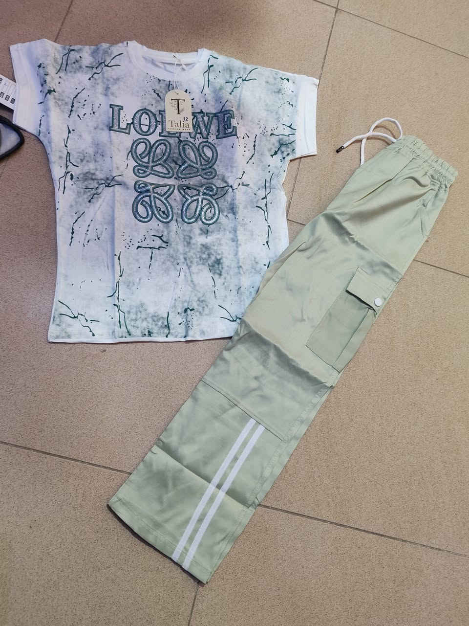 من ازياء پولو
طقم بناتي ليكرا
يلبس من عمر ٥ سنوات.......... لحد 12 سنه
العنوان طوز خورماتو سوق الكبير


**إذا كنت صاحب هذا الإعلان وتريد حذفه لأي سبب، رجاءا أرسل رسالة إلى الدعم الفني**