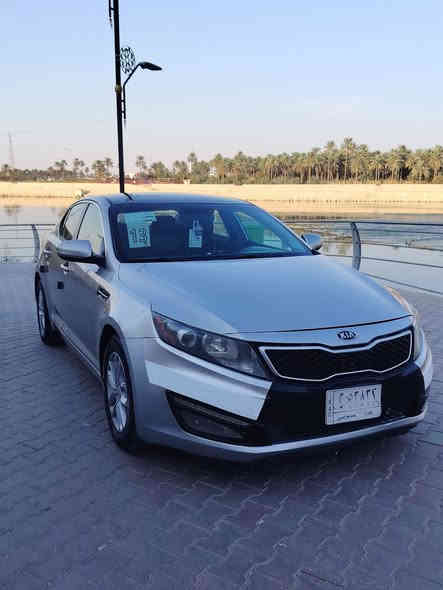 سلام عليكم للبيع او مراوس حسب القناعة كيه اوبتما 
موديل 2013 امريكي 
محرك وكير تبريد كفاله
 محرك 2400 GDi
لون سلفر 
وارد امريكي ضرها فقط البنيد الباقي كفاله 
بدون ايرباك
ماشية 120
سونار موجود بل منشور 
  رقم بغداد تحويل مباشر السعر113 بيها مجال
العنوان الانبار قضاء هيت *********** /***********
