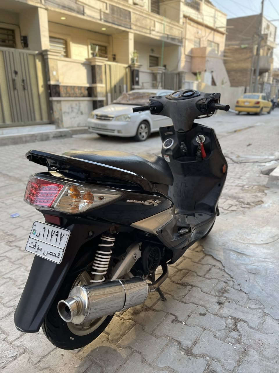 سلام عليكم صالنصة سكنس مابيها قطرة لحيم صوتها نغمة يخبل ونصبتها حلوه عالدراجة رايدها 100 وبيها مجال كلششش قليل مكاني الحرية ساحة عدن ***********
