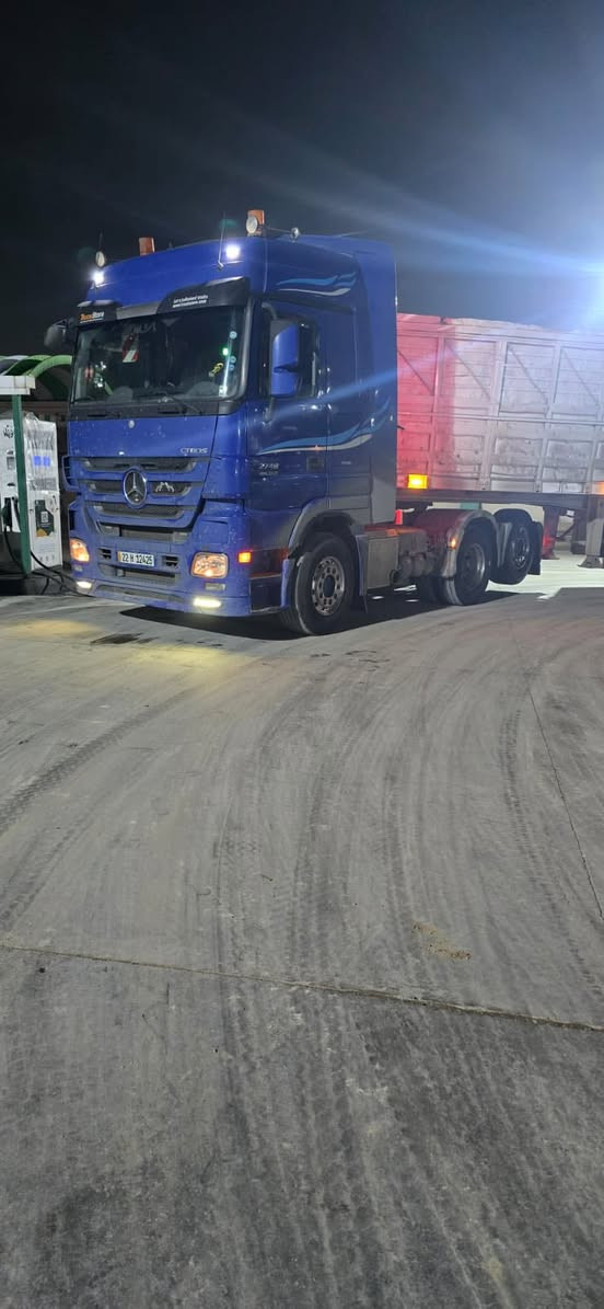 للبيع... سياره راس تريله بلادي
موديل 2010
 حجم 2748                   

‭٠٧٧٢ ٨٠٣ ٩٧١٨‬
