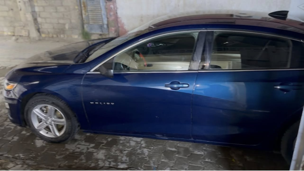السلام عليكم ماليبو 2019 وارد امريكي
1500تيربو 
ماشيه 156km
تحكم استرن جيهتين
بصمه
حساس خلفي فقط 
كامره خلفيه
شاشه 
ملاحضه:حادث موضح بل سونار 
***********

