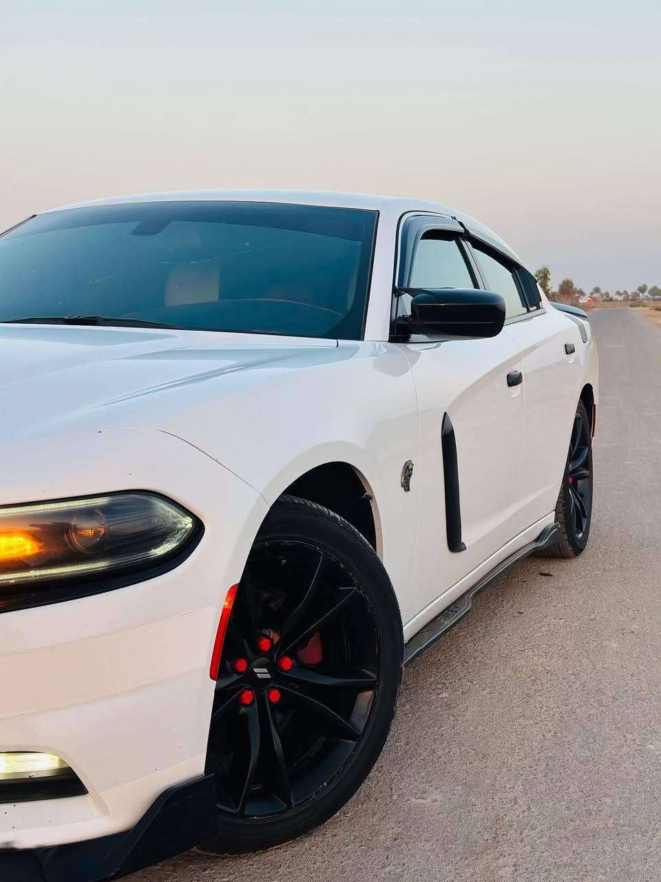 السلام عليكم
دوج جارجر SXT 
مديل 2018
سياره جاهزه 
وصور حادث بلمنشو
لسياره ستخدام شخصي
سعر207$بيهه مجال قليل 
لاستفسار ع رقم ***********
مامتواجد ع فيس 
مكان لسياره  بابل القاسم ع
