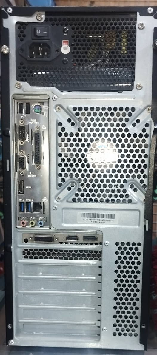 كيس للبيع 250الف
مواصفاته ci5 جيل سادس رام 16 DDR4.. كارت شاشه 1050ti اربعه كيكا.. هارد نظام 120 ssd وتيراHDD العاب  باور 500 ومبرد غازي   ب250 
بغداد الدوره لا يوجد توصيل...


**إذا كنت صاحب هذا الإعلان وتريد حذفه لأي سبب، رجاءا أرسل رسالة إلى الدعم الفني**