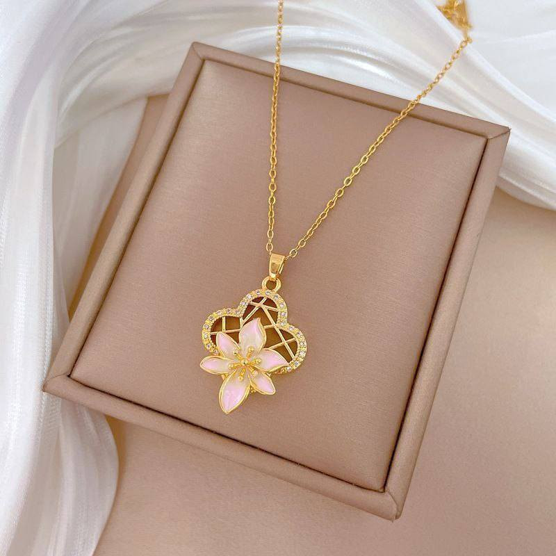 # اكسسوارات #كورية # للحجز والاستفسار مراسلة دايركت.


**إذا كنت صاحب هذا الإعلان وتريد حذفه لأي سبب، رجاءا أرسل رسالة إلى الدعم الفني**