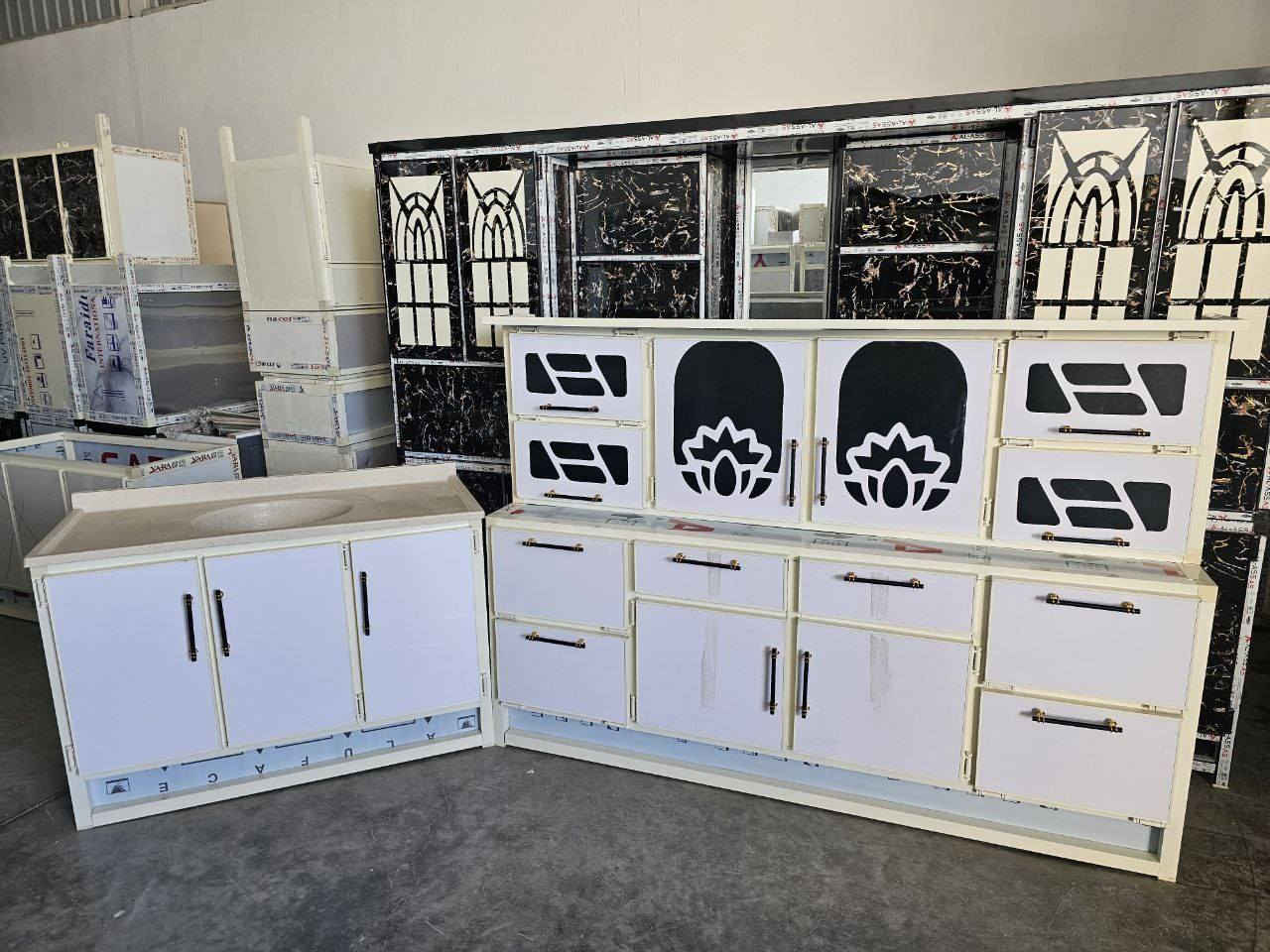 اثاث جديد للبيع
توصيل بغداد والمحافظات


**إذا كنت صاحب هذا الإعلان وتريد حذفه لأي سبب، رجاءا أرسل رسالة إلى الدعم الفني**