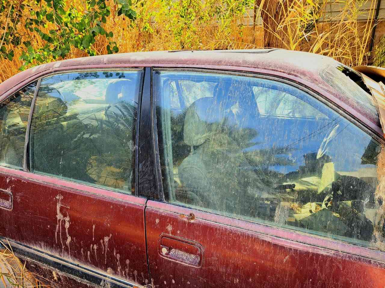 السلام عليكم
سياره اوبل موديل ١٩٩١ رقم كربلاء مشروع وطني 
تحويل ثاني يوم السياره بأسمي 
مكان السياره كربلاء 
سعر ١٦ ورقه بيه مجال 
للاستفسار ***********
