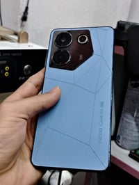 تكنو كامون ٢٠ برو • ٢٥٦ • كاميرا امامية معطلة