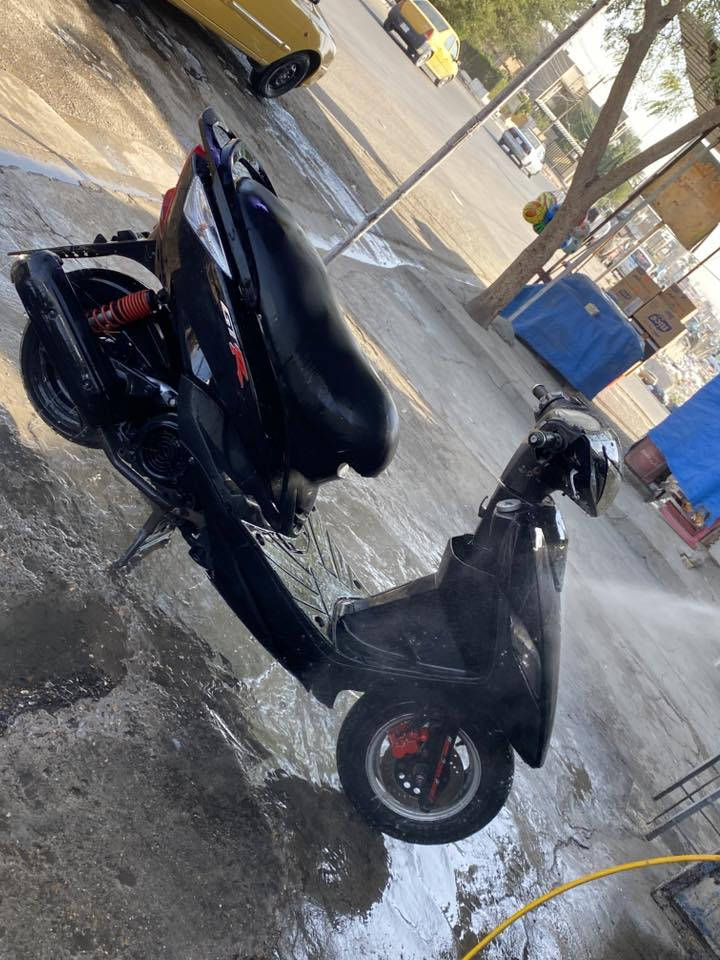 سلام عليكم شباب ماكس ثعلب gtr 140  الدراجه فول نكره سلف هندر كهربائيات كلها شغاله بك لات اشاير لايت زنون صدر أمامي دبلات خلفيه كلجات كلها شغاله مكينه ناعمه وحلوه ترايك وين ما يعجبك الدراجه كامله مكمله شغل وطلع مكاني بغداد البياع رقم وتساب ***********السعر 650 وبيها مجال
