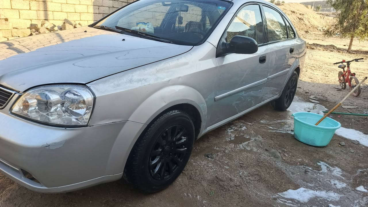 اوبترا موديل 2004بخ عام بدون ضرر  سعر 62 وبيها مجال ***********
