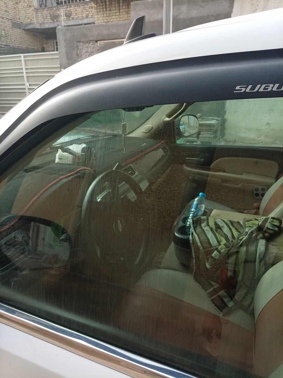 للبيع تاهو أدوات أدوات كيره اخربط سعره 50ورقه مكانه بل بصره بدون كصه موبايل ***********
