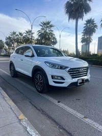 توكسون ٢٠٢٠ • ١٤٠ ألف • كشن جلد