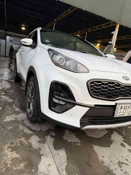 كيا سبورتج 2021 GT جيتي لاين ماشيه 112 الف
بس السياره استخدام بيت نظيفه كلش تجي وتشوف 
بيها اصبعين بارد كلش بسيطات 
  رقم بغداد باسمي 
‏‎المواصفات فول  1/1 اعلئ فئه
بانوراما 
منضومة زنون بلاد
‏‎نوع DOHC 
‏‎مرتبط بكير بوكس6نمر
‏‎
تشغيل عن بعد 
كراسي كهرباء
شاحن واير ليس 
تبريد بيانو
جنطه كهرباء 
نضام ترحيب بل يدات 
ترحيب عن قرب
‏‎كاميرا 
شاشة 
‏‎نظام نزول المنحدرات
‏‎تبريدامامي +قطعة تهوية خلفية
‏‎داخل جلد حمصي
 كروم حجم 19كونتكتل
‏‎مرايا جانبية متحركة مع اضائة فلشر 
‏‎نظام ⚠️ تحذير الرجوع الى الخلف حساسات
‏‎نظام ⚠️ التقدم الى الامام حساسات
‏‎مدخل USB ipod
‏‎مخرج الطاقة عدد3
‏Ledنهاري
‏‎دوس كروم 
‏‎زينة السيارة من الصدامات الامامية و الخلفية كروم 
‏‎نظام وحدات السلامة متكامل
‏‎⭐️ايرباكات عدد8
‏ABS⭐️
‏‎⭐️نظام ايزو فكس
‏‎سنتر لوك⭐️
‏‎⭐️انذاراحزمة الامان
‏‎تحكم المقود متعدد الاستخدامات
‏‎اوتو ميديا
‏‎بلوتوث
‏‎كروزسرعة
‏‎ڤاليوم اضائة دشبول
‏‎اوضاع القيادة 
‏ECO
‏SPORT
‏COMFOR
للاستفسار   ***********
