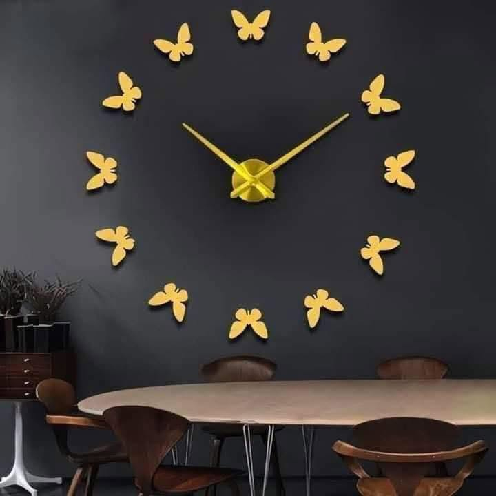 عرض بلاش بلاش 
ساعات 3D
واشكال هواي الي يريد يتفضل خاص 
او واتساب ***********
