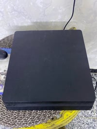 بلي 4 سعر 250 الف 07700004410