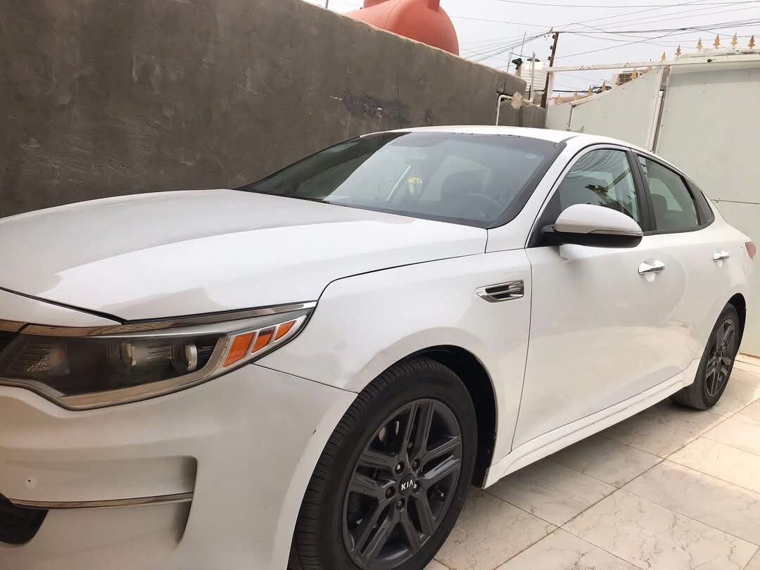 كيا اوبتيما وارد امريكي ضربتها كلش خفيفه الجاملغ والبنيد ومصلحات نفسهن يعني السياره لبيل واحد موديل 2017 رقم سليمانيه الدولي باسم ولد من البصره وصور الضربه بامريكه منشوره وي الصور السعر 137 رقم الهاتف ***********
(مكلف بنشر )
