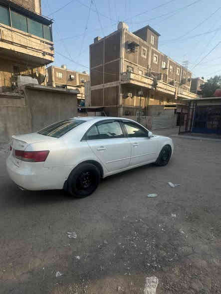 سوناته 2008وارد امريكي مكينه 6سلندر
رقم بغداد هزه وسنويه جديده وباسمي السياره

ضربته من امريكه بابين وهنا مصبوغه حزام

سيارة كير مكينه جدد تبريد تدفه كله جديد

صدر السياره بحالة 75بل 100 ما متعوبه

بيه منضومة زنون جديده مكان السيارة بغداد

السعر 90 وبيه مجال

***********
