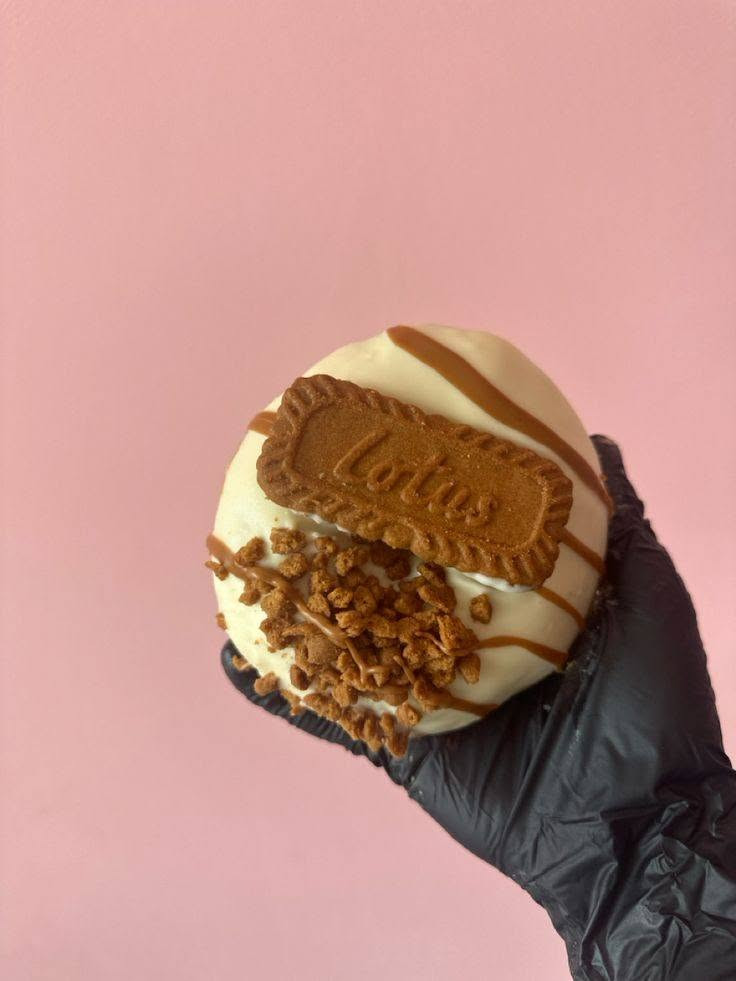🍰 Elo Sweet ✨
نصنع لحظاتكم الحلوة قبل أن نصنع الحلويات. 💜
كيك بوبس، كب كيك، بيغل، وحلويات تُحضّر بعناية، بمكونات طازجة ولمسة فنية تميز كل قطعة.

🎉 للمناسبات، الهدايا، وأجمل الاحتفالات.
📍خانقين
📞 للطلبات: ***********
