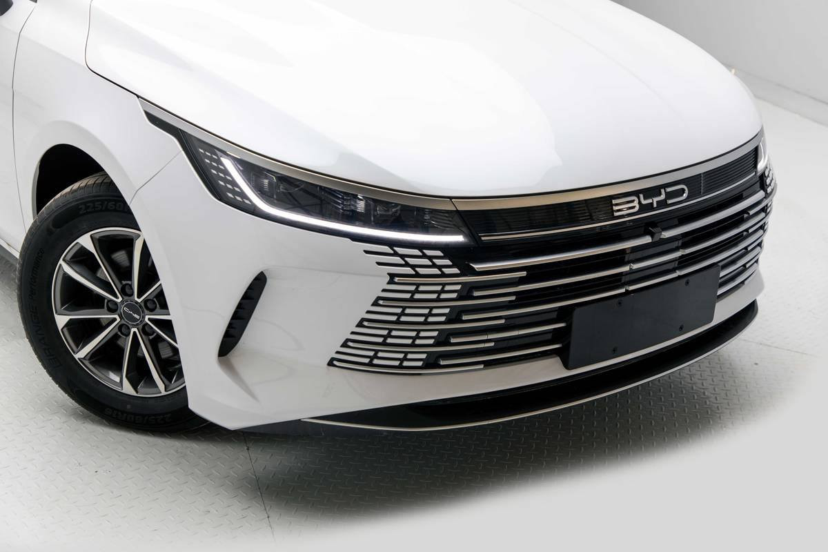 BYD  DESTROYER 2025
شه حنى تازه هه رزانترين نرخ لە هەموو بازاڕ بيوادى دیسترۆیەر سپی  به رده سته ناو كريمى  سفر كيلؤ مه تر ٣ مانگ ره قه م كاتى لەگەڵە بی شوخت و چال بەشەرتى سؤنەر كامل ئەشیاى بيلادى لەگەله  دوو  بەصمه گاعى بيلادى لەگەڵە.

ره نگى سپی ناوكريمى $ 117.50

ژ.م:*********** السليمانية, العراق
