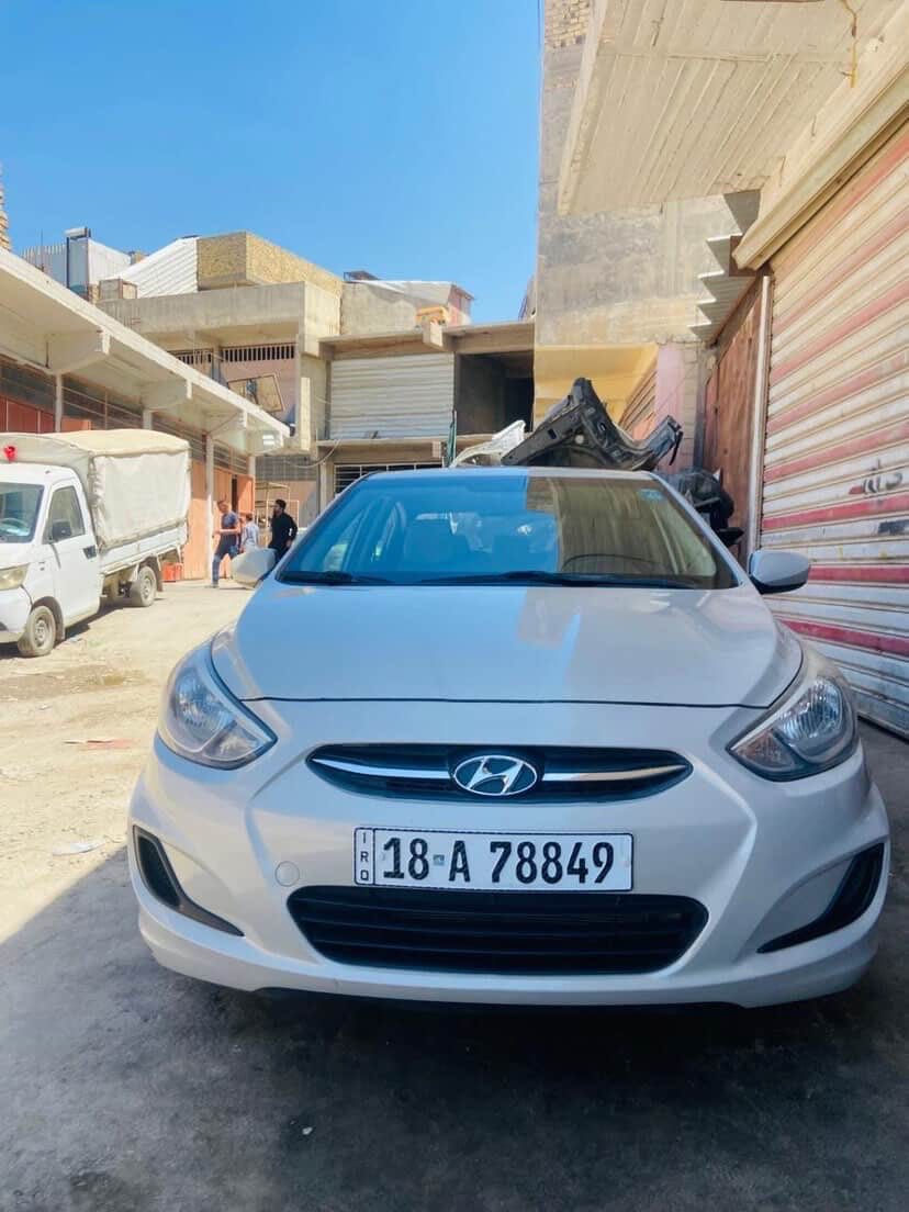 سيارة اكسنت موديل ١٧ امريكيه بيها كم قطعه صبغ والباب الوره السايق بيها بارد 
كير ومحرك مكفول سياره ماعايزه شي تحويل مباشر سنويه ورقم وهزه جديده مكانها بابل
السعر ٩٥ وبيها مجال قليل
ملاحضه (( صورها ب امريكا ب خاص بدون ضربه  ))
للاستفسار الاتصال ع الرقم  
غير متواجد  نت 
***********
