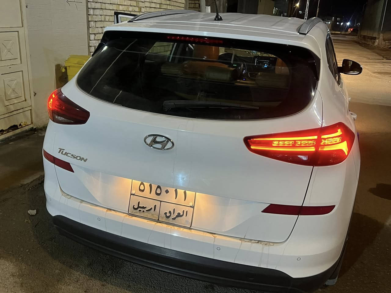 السلام عليكم
توسان خليجي جي كي وليس كوري 
موديل 2019 
السياره مكفوله من الصبغ كفاله عامه فقط بارد بسيط والسونار موجود
مكاني واسط زبيديه 
السياره على وضعيه الشركة 
ماشيه 188 الف 
السعر 185 وبيه مجال 
***********
