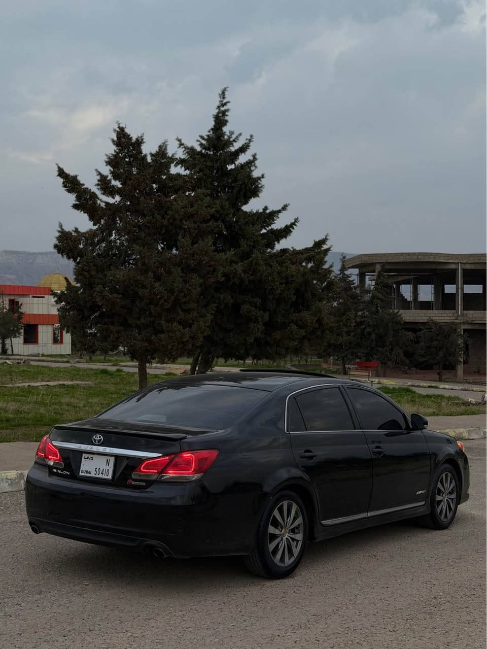 toyota AVALON 2012
سەرەتا بەناوی خوا 
لەسەر ئیزنی ئەدمین
ئەڤەلۆن براوە کوشن جلد ئاوێنە ئیشارەت هیتەر سلایت 
سەقف بەشەرت بۆیاخی 
گێرو مەکینە بەشەرت 
لل جایزە دینار مەسرەفی نیە
چوار تایەو ویلێ نوێی لەسەرە 
چرکەو ٢٠٠ دۆلار بشکێنە 
مالی فەقیرە 
سەیارەکە لە رەسمەکان جوان تر نەبو مەسرەفت بۆ دەگێرمەوە 
بیانو برر
شوێن کۆیە
سعر ٨٣
لە وەطس ئەپ لە خزمەتانم 
*********** كويسينجاك, أربيل
