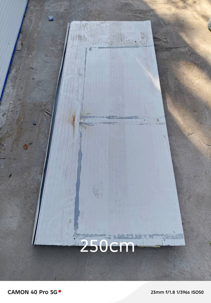 السلام عليكم
قطع سندويج + شباك بلاستك مستعمل للبيع 

القياسات مكتوبة عالصور

للتواصل : ***********
