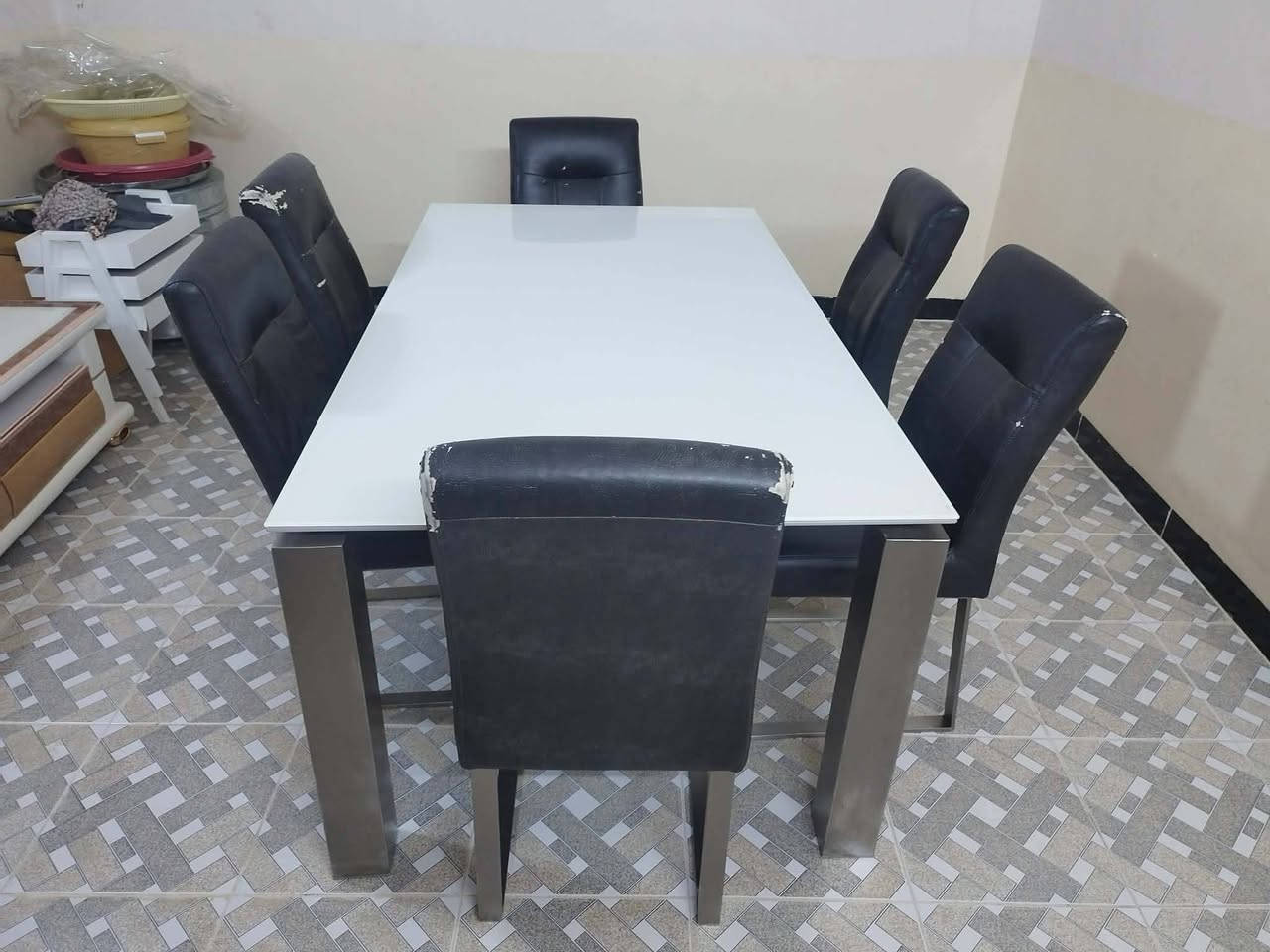 ئه م ميزه بوفروشتن هيچ عه يبى نيه له سىليمانى ٦كورسييه
ميز وكراسي للبيع مابيهم اي عيب ٦كراسي مكان سليمانيه


**إذا كنت صاحب هذا الإعلان وتريد حذفه لأي سبب، رجاءا أرسل رسالة إلى الدعم الفني**