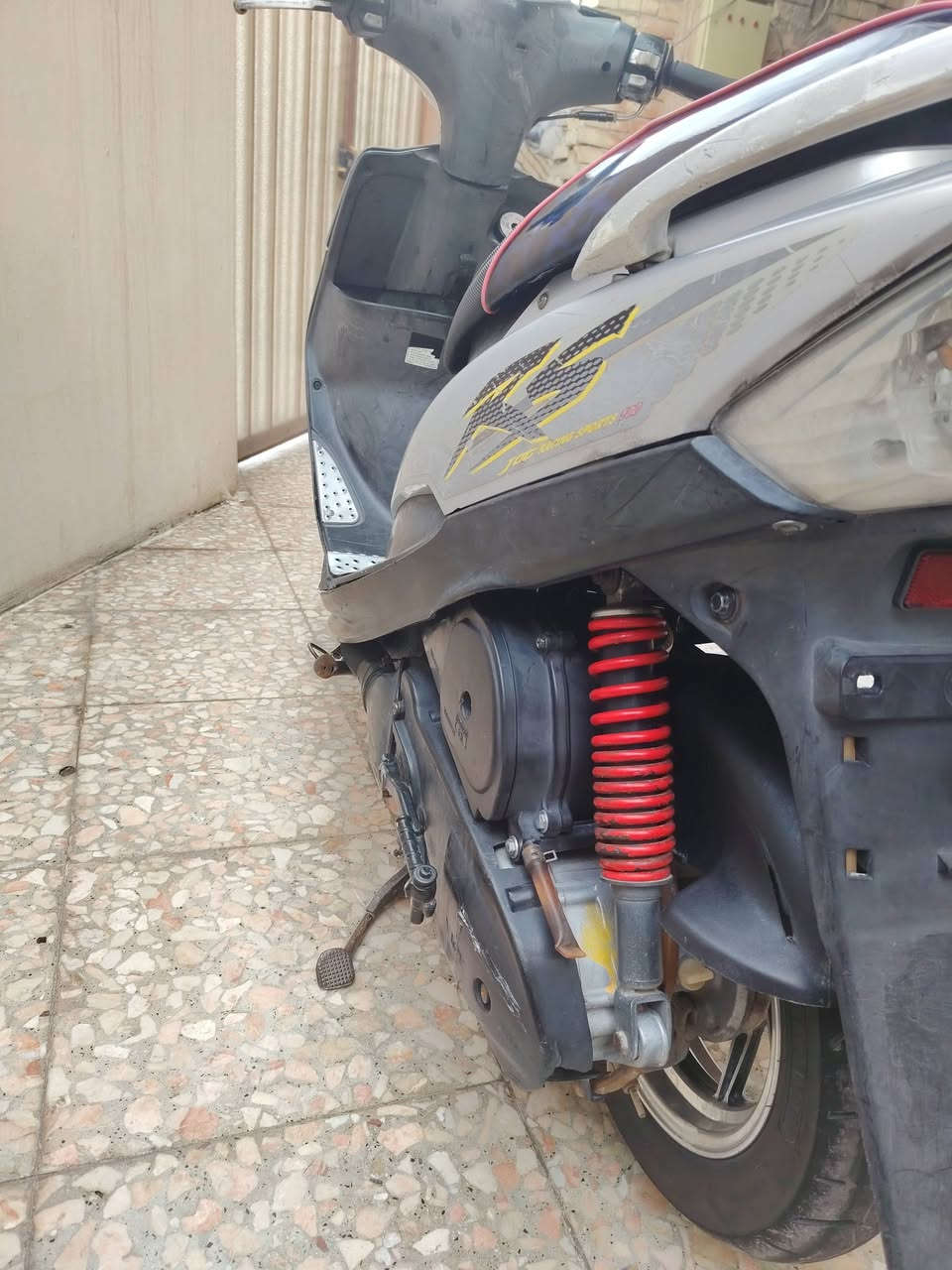 دراجة ماكس عدلة للبيع
دراجة ختم واحد
نكرة سلف شوكت ما تجيهة
رقم ***********
السعر 750 وبيهة مجال قليل
