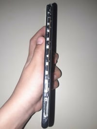 كاميرا مكسورة • معه شاحن • مقفول