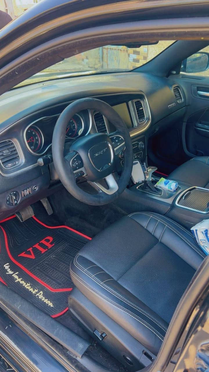 السلام عليكم
دوج تشارجر  sxt 
موديل 15
رقم دولي بغداد باسمي
محرك 6 سلندر 3600
ماشيه 117 حقيقي
حادثه جاملغ فقط يعني قطعه وحده غير هذا كله كفاله
مواصفات عاديه
تشغيل عن بعد
بصمة ابواب
السياره جاهزه من كلشي صدر خلفي امامي جديد قبل اسبوع بدلته
تايرات جديده هم قبل اسبوع
السياره مال بيت
السعر 175 وبيه مجال السيارة جاهزة على آخر حباية ممشتغلة خط وكلشي اكو بلسوك الشراي يتصل وبلخدمة *********** مكاني بغداد الحسينية مال راشديه
