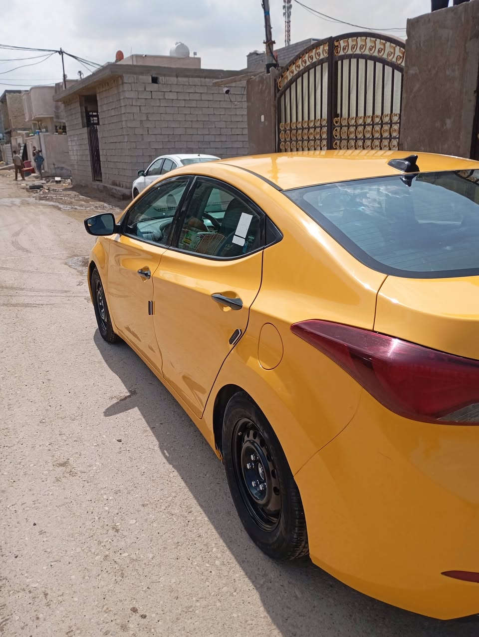 السلام عليكم النترا 2016 وارد امريكي مكينه 1800 الظرار من امريكا بس الباب السائق السيارات التفاصيل اتصل على الرقم ***********
