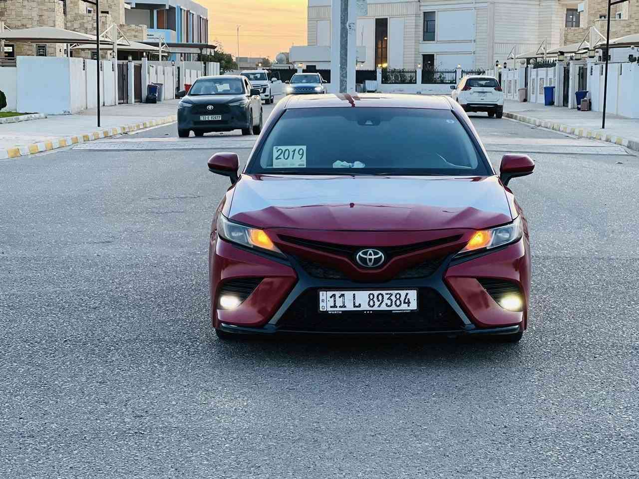 السلام عليكم
للبيع بسعر مناسب 
اعتذر عن القسط والوعده 
كامري 2019 se
لون احمر 
رقم بغداد الجديد باسمي تحويل مباشر
هزه ورقم وسونيه كلها جديد
بيها قطعه ونص فقط بدون اي دواخل وصور الضرر بلمنشور
محرك 2500 بدون فتح بدون عيب شرط 
كير شرط 
صدر تايرات تبريد كله شرط 
السياره بعدها بحاله الوكاله 
رادار موجود وشغال 
توقف ذاتي
تحديد مسار 
شفتات ستيرن
مثبت سرعه 
نضام ايكو
ومواصفات ال se معروفه
سعر 162 وبيها مجال 
ملاحضه ماكطع سعر بتلفون تجي وتشلع عيوني
 والسياره شرط الفحص وين ميعجبك  
مكاني صلاح الدين تكريت
***********
