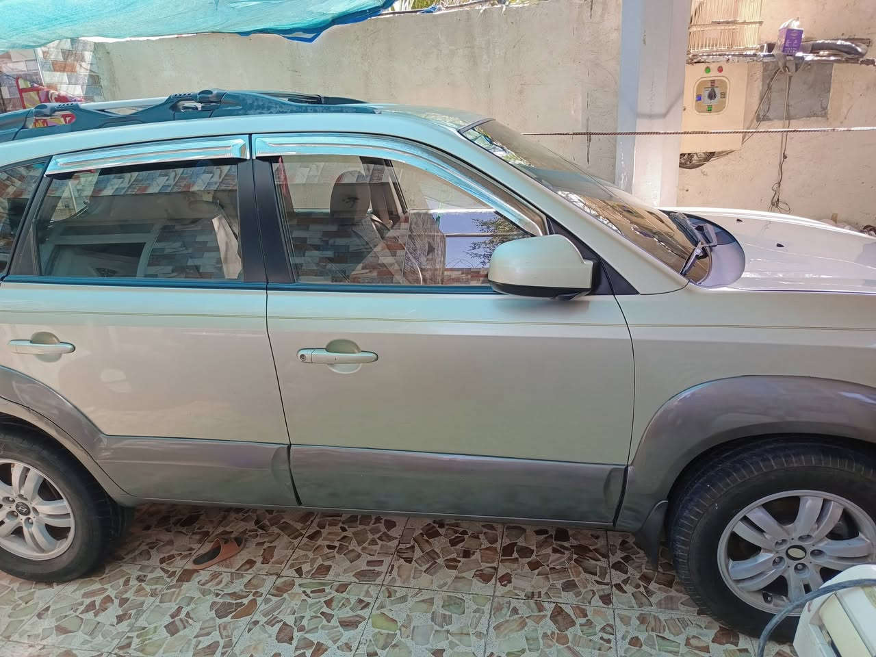 توسان موديل 8محرك6 وأرد أمريكي  رقمي *********** سعرخاص
