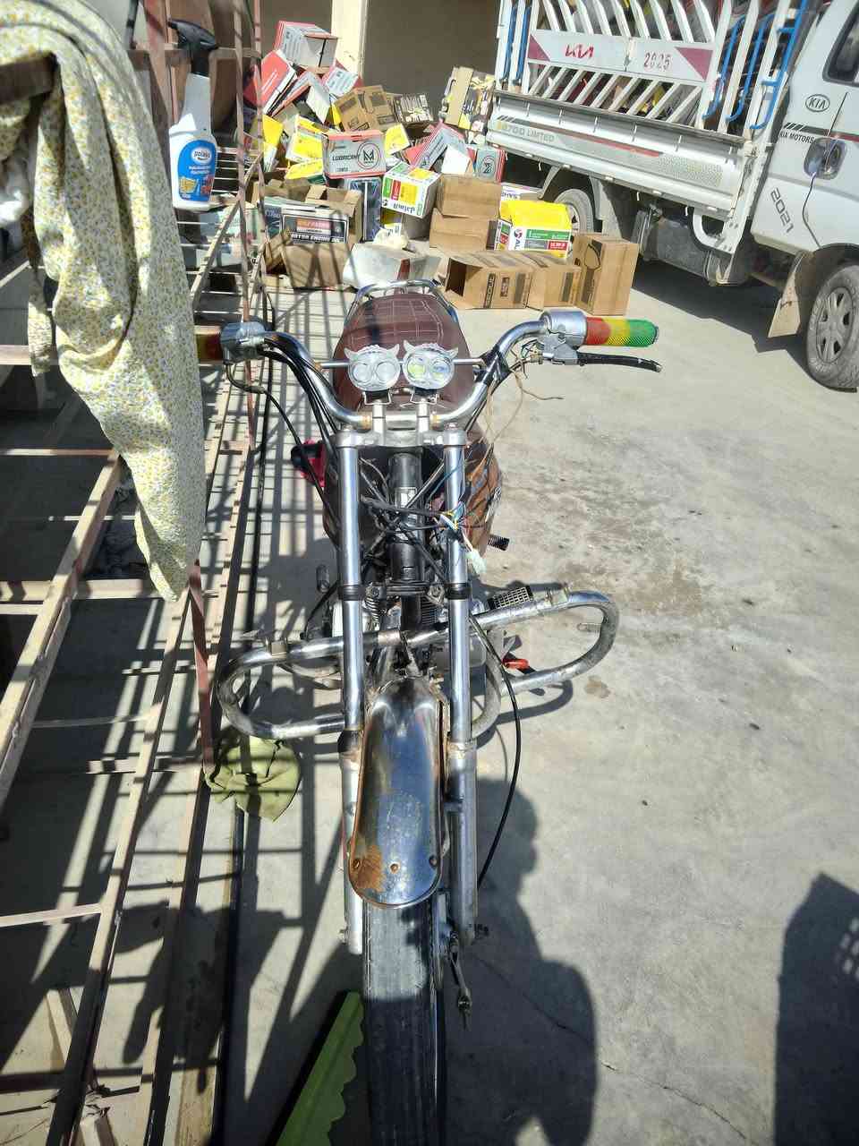 موطور 4گير للبيع موديل 18 السعر 150 وبيه مجال


**إذا كنت صاحب هذا الإعلان وتريد حذفه لأي سبب، رجاءا أرسل رسالة إلى الدعم الفني**