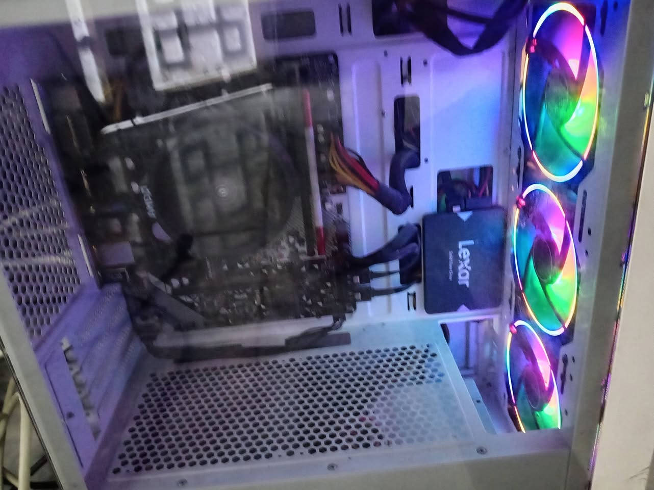 للبيع معالج رايزن اقتصادي للالعاب اسمه Ryzen 3 3200g pro
4 ثانويه و8 مسارات اعتقد التردد للنواة الوحدة تقريبا 3.2Ghz ويوجد فيه كرت شاشة مدمج جيد بالألعاب ككرت اقتصادي اسمه Vega 8 اعتقد وموضح مخليه بتجميعتي بلصوره اما هيةسه فلا شلته من التجميعه السعر ب٤٠ الف وبي مجال ويوجد توصيل لكافة محافظات العراق
العنوان البصرة حي بغداد قرب مجلس محافظة البصرة


**إذا كنت صاحب هذا الإعلان وتريد حذفه لأي سبب، رجاءا أرسل رسالة إلى الدعم الفني**