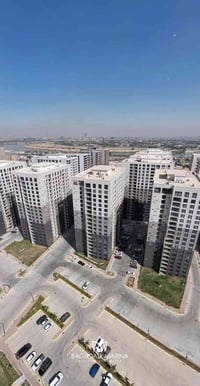 للبيع في مجمع مارينا السكني المساحة 145 m   طابق 8   2  غرف نوم  اطلال...