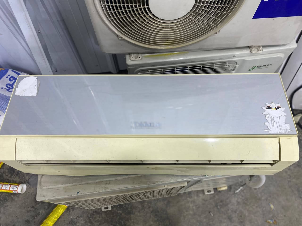 السلام عليكم سبالت واحد طن للبيع
العنوان بغداد السيدية
السعر الواحد 175
***********
