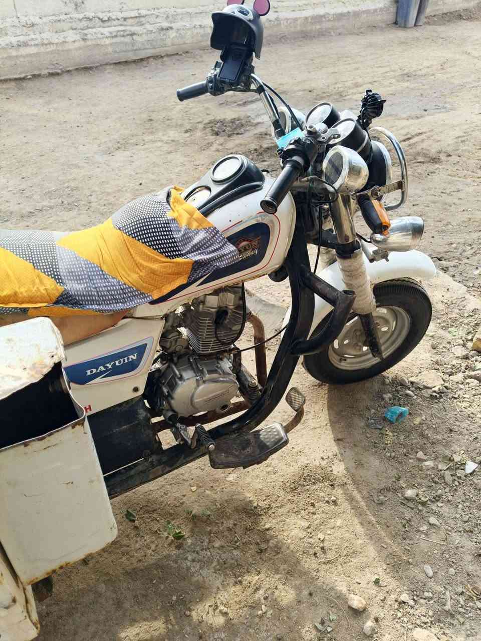 ستوته ديوان موديل ١٩اوراق نضيفه كل شي شغال بيها كهربايات سلف ماعوزه شي رقم بي واتساب ***********علق وراسلك
