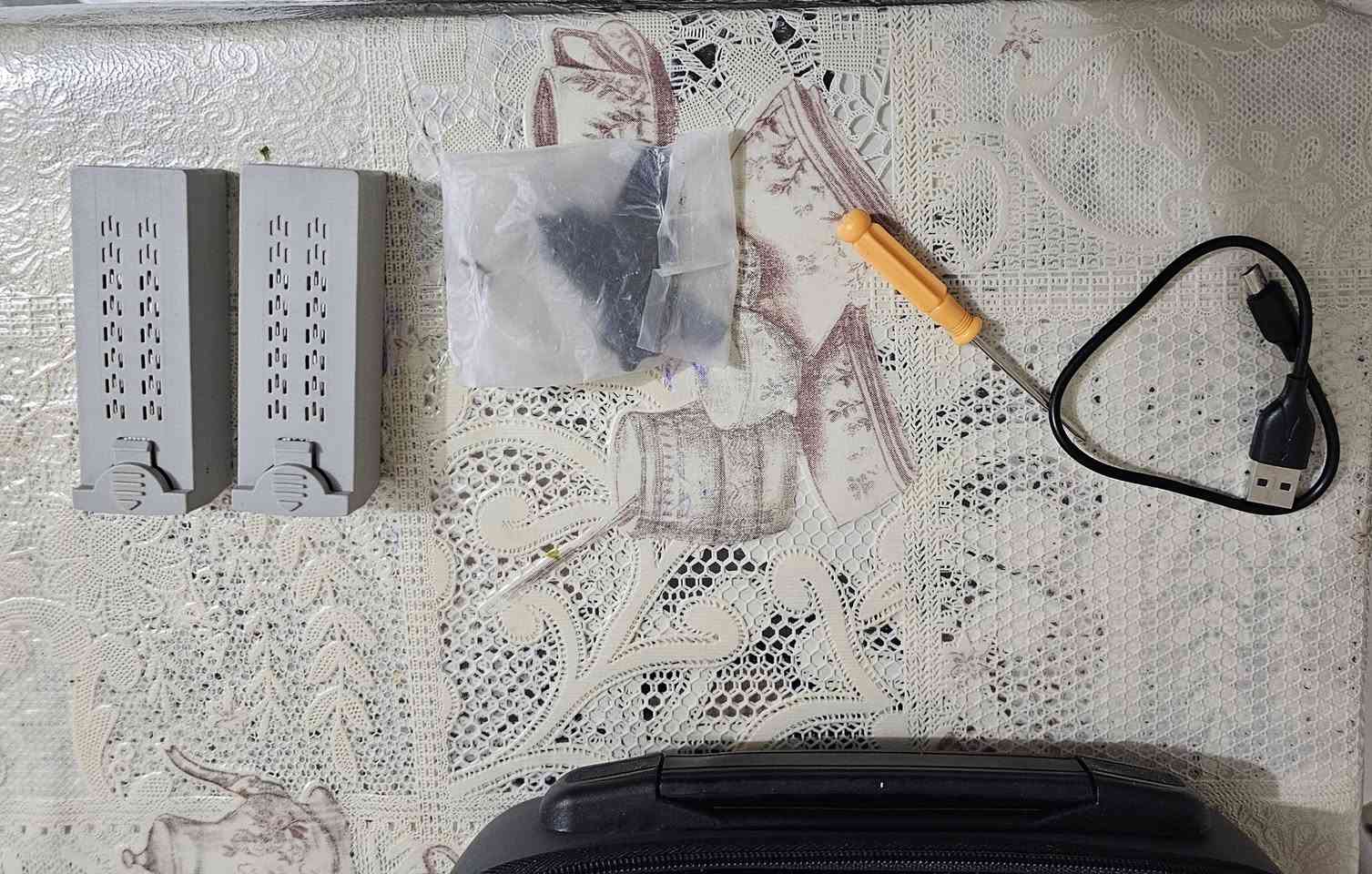 السلام عليكم عندي طائرة  درون لبيع


**إذا كنت صاحب هذا الإعلان وتريد حذفه لأي سبب، رجاءا أرسل رسالة إلى الدعم الفني**