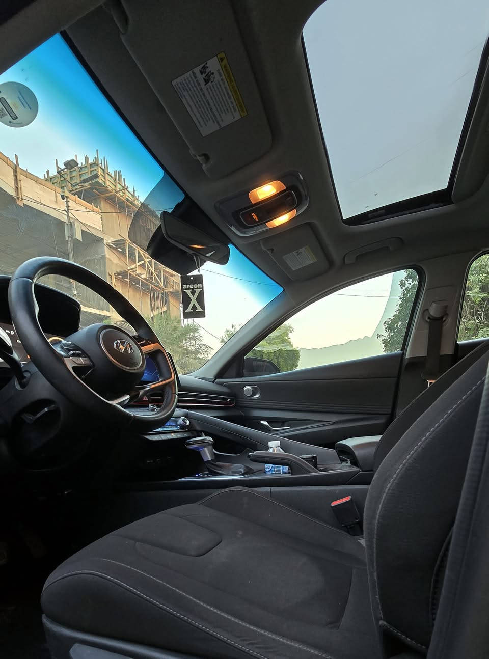 السلام عليكم
 هونداي النترا 2023
للبيع فقط 
دخول جديد فحص وهزة جديدة باسم شركة تريد تحويل او وكالة اني حاضر 
 ماشية 46  الف على وضع الشركة السيارة جديدة جداً
‏‎
المواصفات
فتحة سقف
تدفئة كشنات
لد داخلي متغير الالوان
دشبول ديجيتال
تدفئة ستيرن •
‏‎بصمة أبواب + بصمة تشغيل+ تشغيل عن بعد
‏‎رادار أمامي جانبي خلفي + تحديد مسار 
+ ‏‎نقطة عمياء 
‏‎تبريد منفصل مناخين + مانع انزلاق 
‏‎شاشة كبيرة تدعم كار بلي واندرويد اوتو + ثلاثة انظمة قيادة 
‏‎كامرتين مع خزن+ ويل كب اسود + لد نهاري 
‏‎تحكم ستيرن فول+ كروز سرعة + دسك خلفي  
اوتو بريك + تحسس للازدحامات
‏‎محرك 2000 دوش المرغوب
  صبغ 5 قطع بدون دواخل بدون ايرباك 
شواصي وتكم كله مكفول 
‏‎ السيارة جديدة زيرو اي نقص مابيهة
مكان السيارة: بغداد - الوزيرية
***********
اتصال + واتساب
